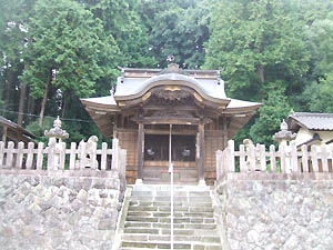 御手槻神社本殿