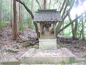 山乃神神社本殿