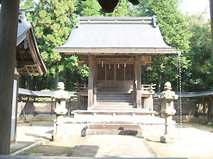 島萬神社本殿