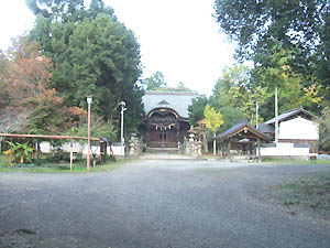 高津八幡宮全景