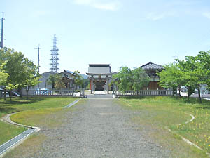 春影稲荷神社全景