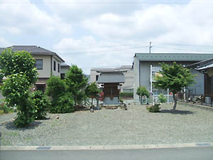 上原神社全景