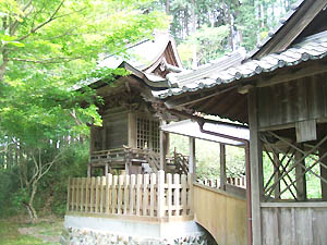 熊野神社本殿