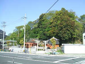 内記稲荷神社全景