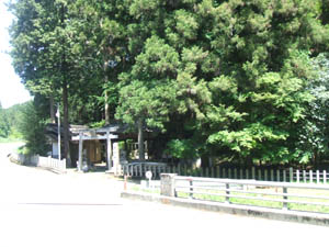 笛吹神社全景