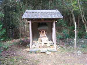 稲荷神社本殿