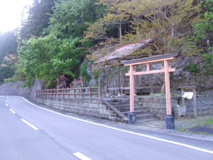 一ノ宮神社全景