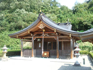 小雨若神社本殿