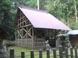 松尾神社本殿