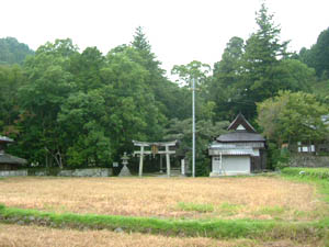 岩城神社全景