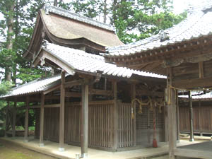 加舎神社本殿