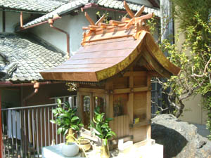 金龍神社本殿