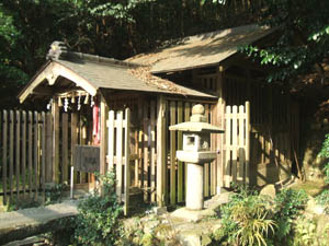 市杵島姫神社本殿