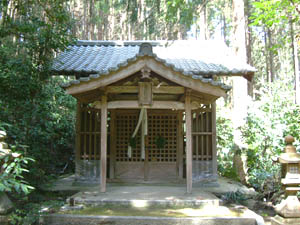 國狭槌神社本殿