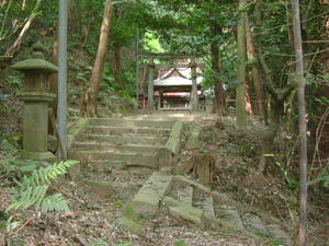 宮垣神社全景