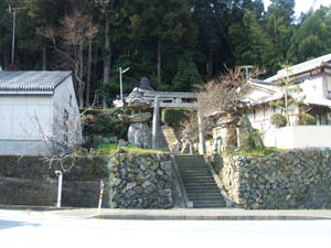 春日神社全景