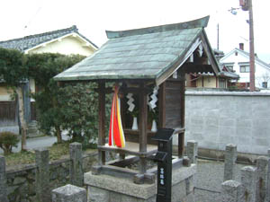 神明社本殿