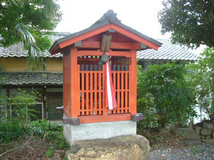 通夜稲荷神社本殿