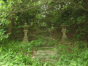 春日神社全景