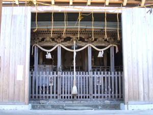 春日神社本殿