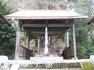 熊野神社本殿