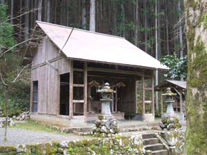 日吉神社本殿