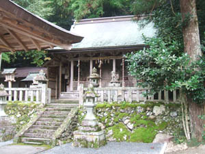 道相神社本殿