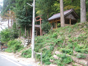 深見八幡宮全景