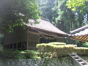 熊野神社本殿