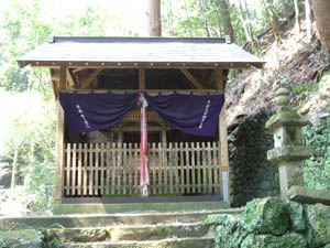 素盞鳴神社本殿