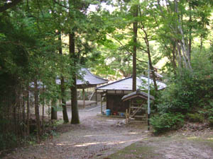 樫船神社境内