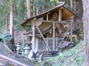 春日神社本殿