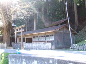 春日神社全景