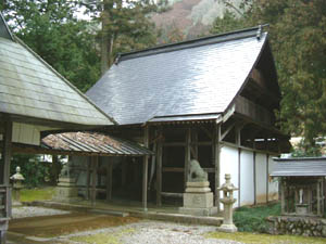 八幡神社本殿