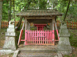 春崎稲荷神社本殿