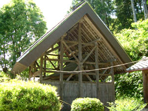 日吉神社本殿