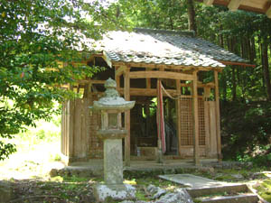 日向神社本殿