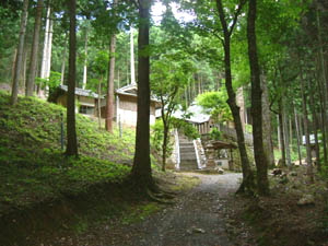 鏡神社全景