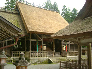 摩気神社本殿