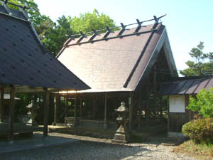 大森神社本殿