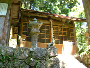 大国玉神社本殿