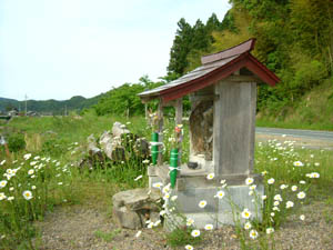 水の神さん本殿