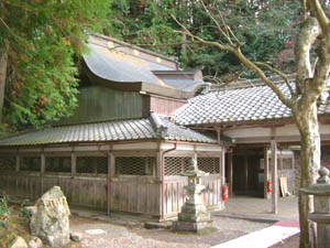 能満神社本殿