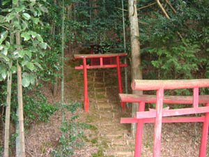 稲荷神社全景