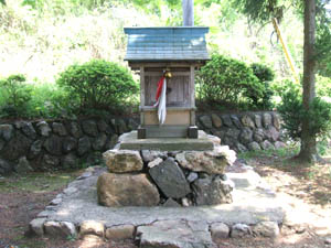 八幡神社本殿