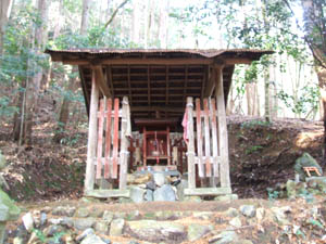 稲荷神社本殿