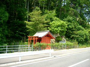 八幡宮全景