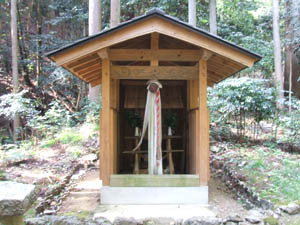 山神神社本殿