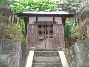 三輪神社本殿