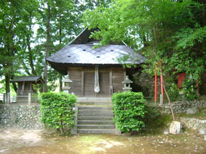 八幡神社本殿